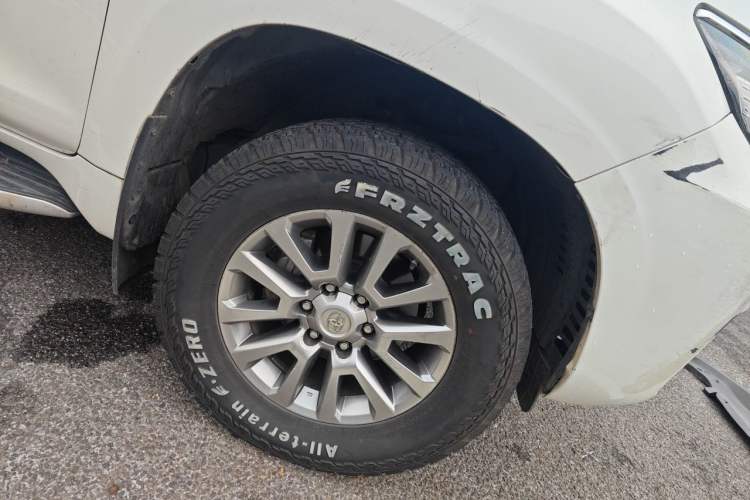 Used Toyota Prado 2018 3.5L Automatic TX-L Right Front Wheel Hub