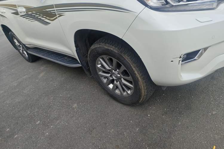 Used Toyota Prado 2018 3.5L Automatic TX-L Right Front Wheel Hub
