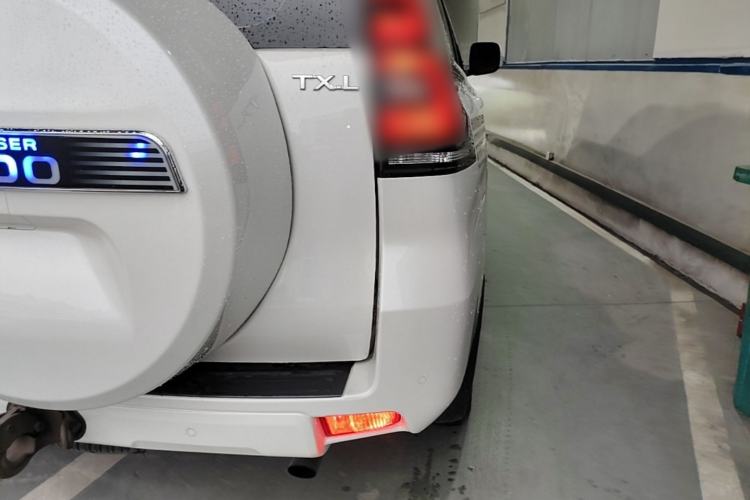Used Toyota Prado 2018 3.5L Automatic TX-L Right Rear Taillight