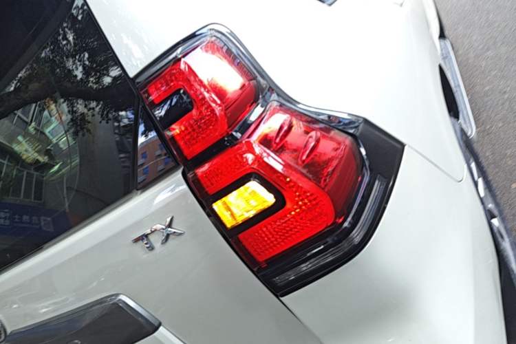 Used Toyota Prado 2018 3.5L Automatic TX Right Rear Taillight