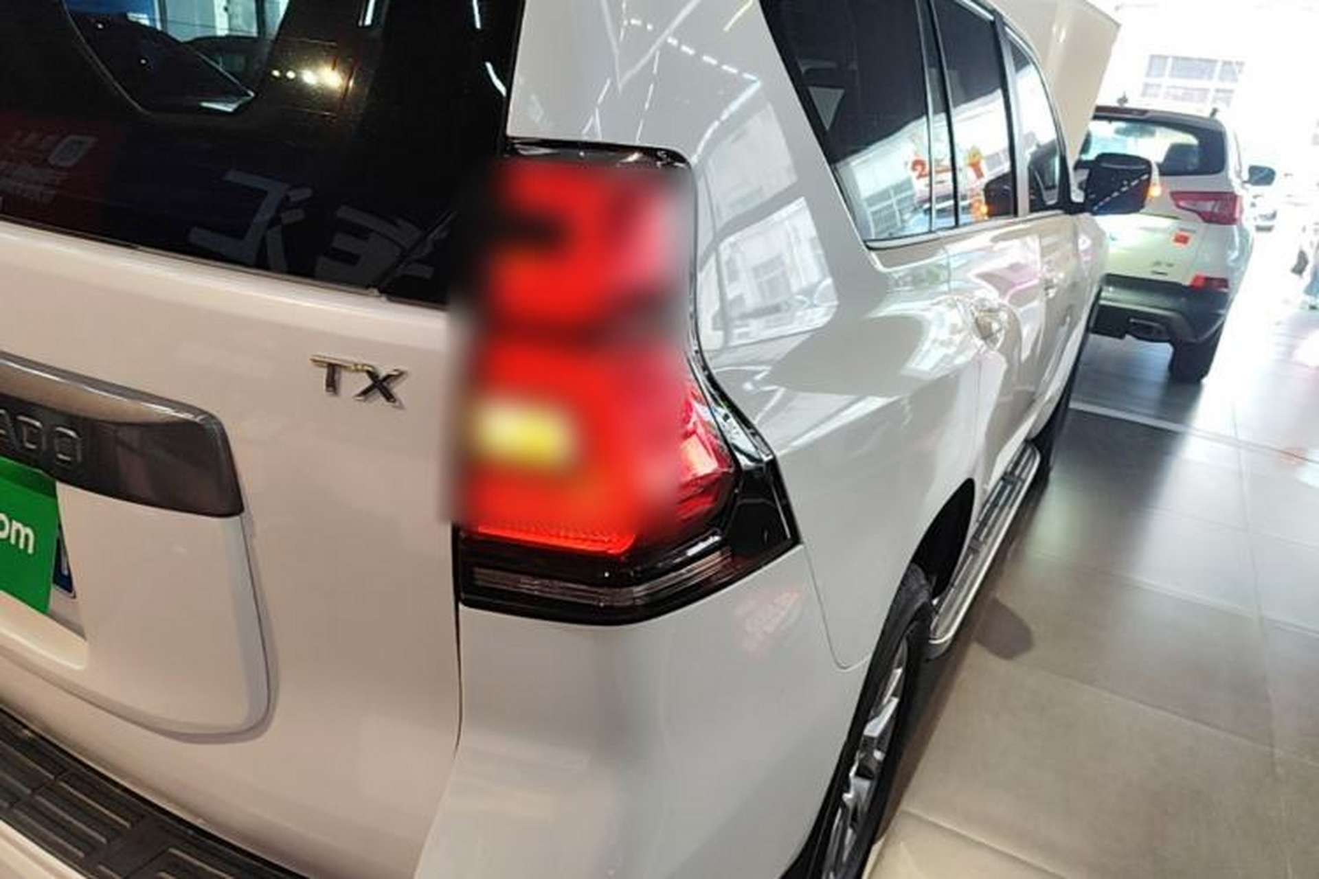 Used Toyota Prado 2018 3.5L Automatic TX-L NAVI Right Rear Taillight
