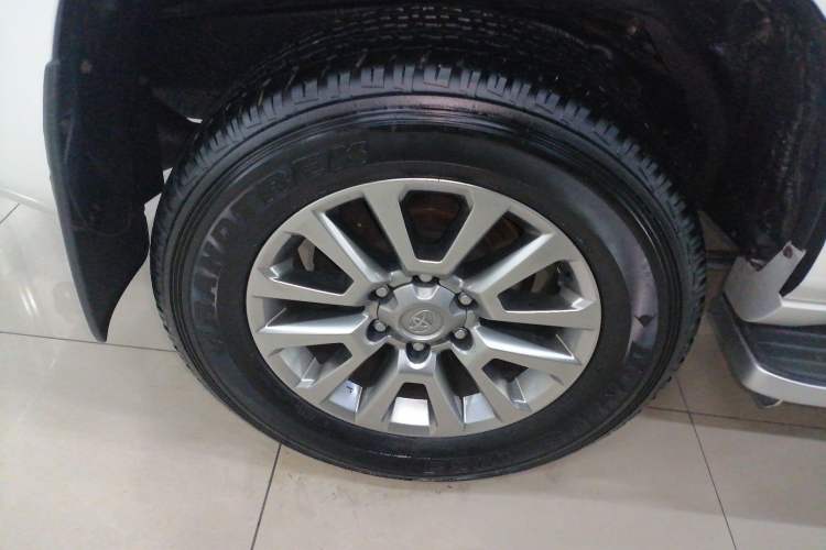 Used Toyota Prado 2018 3.5L Automatic TX Right Rear Wheel Hub
