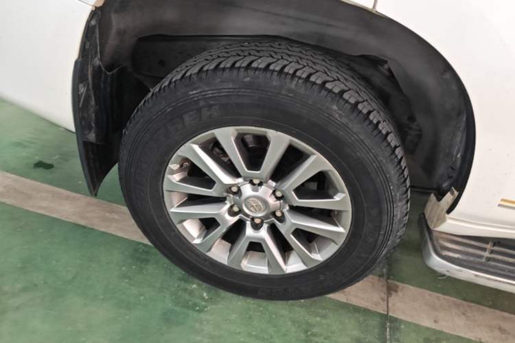 Used Toyota Prado 2018 3.5L Automatic TX Right Rear Wheel Hub