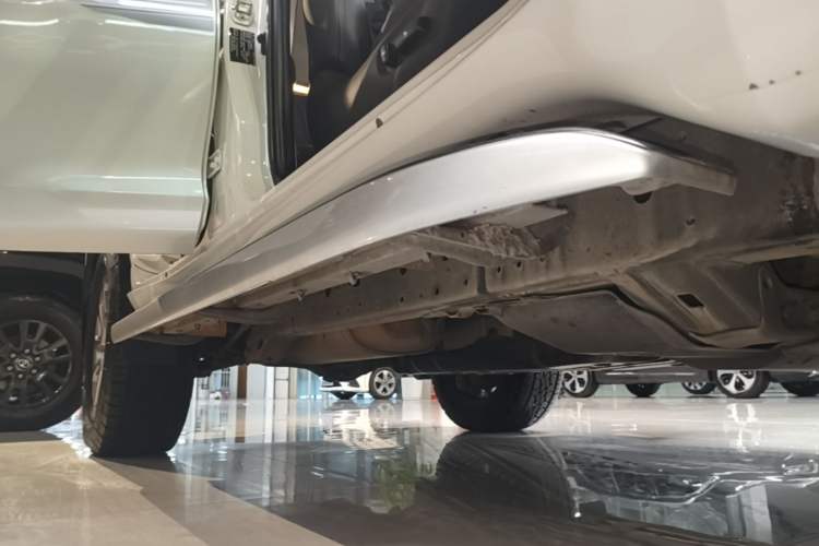 Used Toyota Prado 2018 3.5L Automatic TX-L Right Side Sill