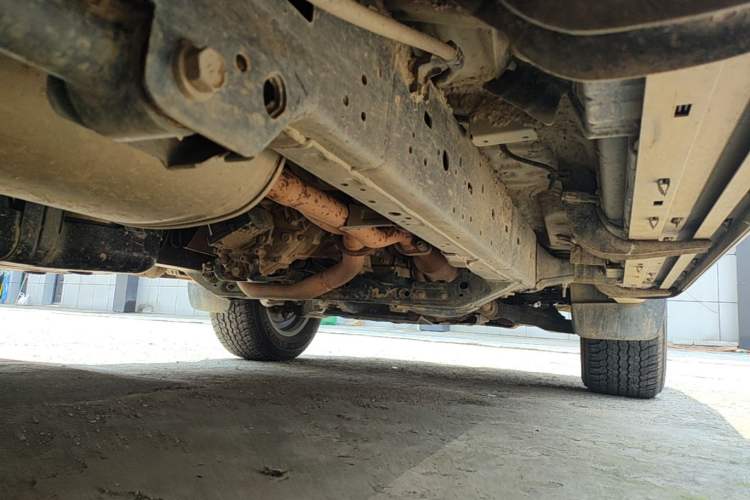 Used Toyota Prado 2018 3.5L Automatic TX-L with Rear-Mounted Spare Tire Right Side Sill