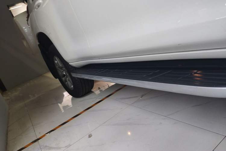 Used Toyota Prado 2018 3.5L Automatic TX-L NAVI with Rear-Mounted Spare Tire Right Side Sill