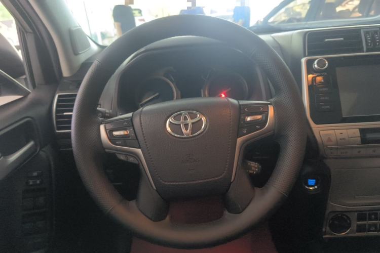Used Toyota Prado 2018 3.5L Automatic TX-L with Rear-Mounted Spare Tire Steering Wheel