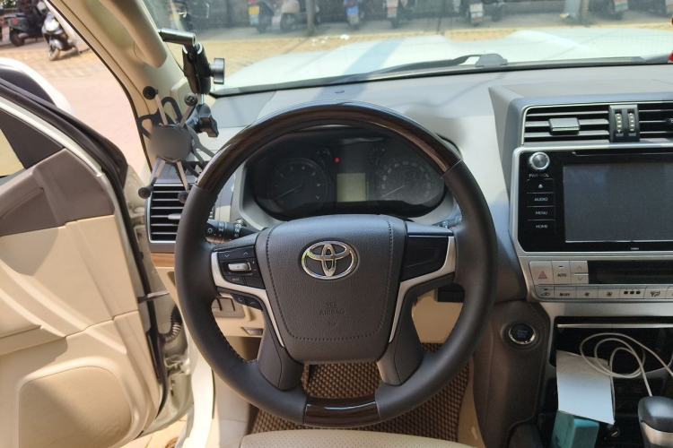 Used Toyota Prado 2018 3.5L Automatic TX Steering Wheel