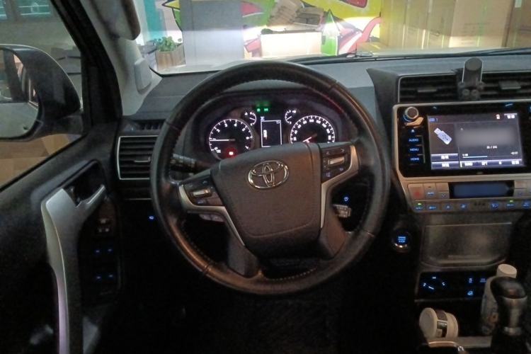 Used Toyota Prado 2018 3.5L Automatic TX-L Steering Wheel