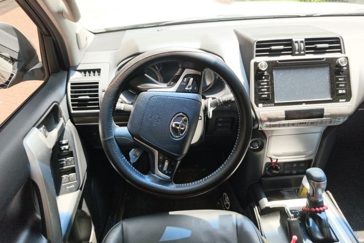 Used Toyota Prado 2018 3.5L Automatic TX-L NAVI Steering Wheel