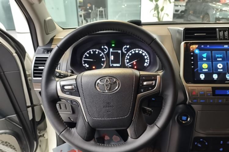 Used Toyota Prado 2018 3.5L Automatic TX-L Steering Wheel