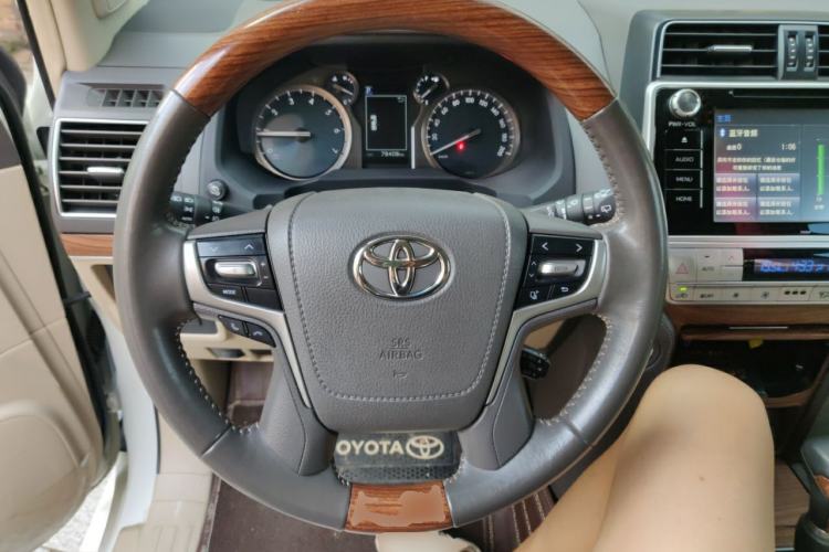 Used Toyota Prado 2018 3.5L Automatic TX-L Steering Wheel