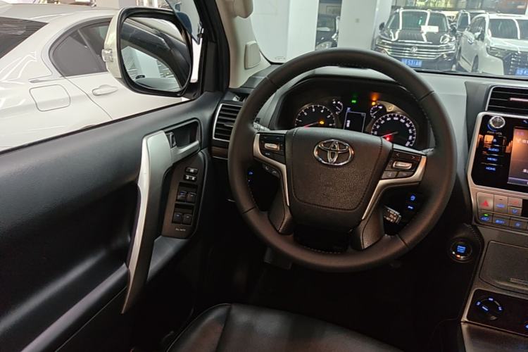 Used Toyota Prado 2018 3.5L Automatic TX-L with Rear-Mounted Spare Tire Steering Wheel