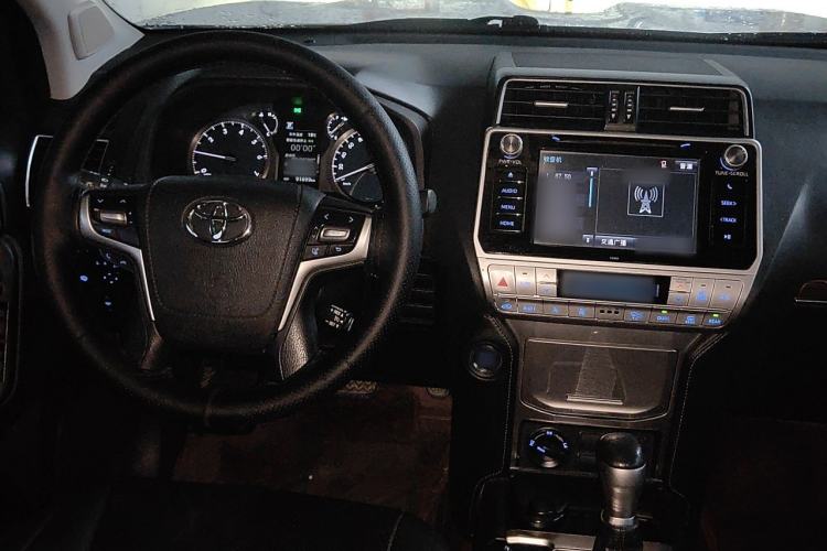 Used Toyota Prado 2018 3.5L Automatic TX-L with Rear-Mounted Spare Tire Steering Wheel