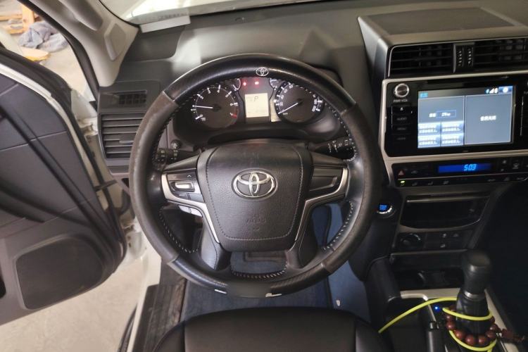 Used Toyota Prado 2018 3.5L Automatic SX Steering Wheel
