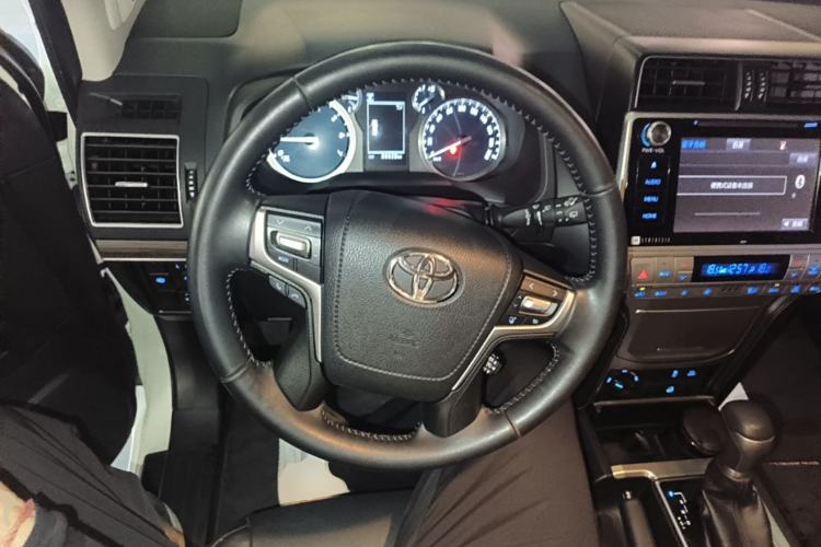 Used Toyota Prado 2018 3.5L Automatic TX-L NAVI with Rear-Mounted Spare Tire Steering Wheel