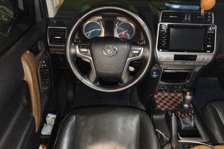Used Toyota Prado 2018 3.5L Automatic TX-L NAVI with Rear-Mounted Spare Tire Steering Wheel