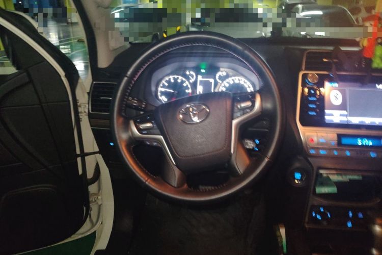 Used Toyota Prado 2018 3.5L Automatic TX-L with Rear-Mounted Spare Tire Steering Wheel