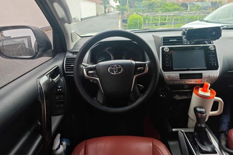 Used Toyota Prado 2018 3.5L Automatic TX-L with Rear-Mounted Spare Tire Steering Wheel