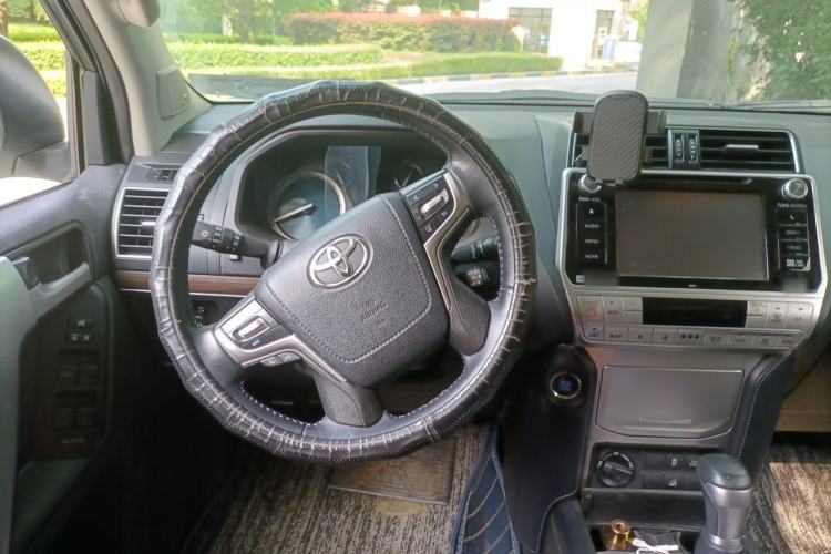 Used Toyota Prado 2018 3.5L Automatic TX-L with Rear-Mounted Spare Tire Steering Wheel
