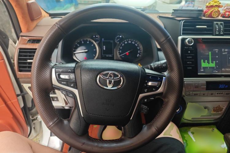 Used Toyota Prado 2018 3.5L Automatic TX-L with Rear-Mounted Spare Tire Steering Wheel