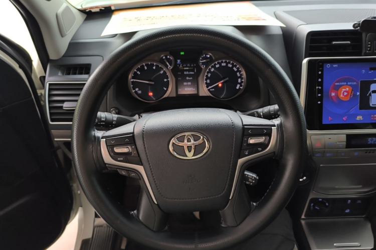 Used Toyota Prado 2018 3.5L Automatic TX-L Steering Wheel