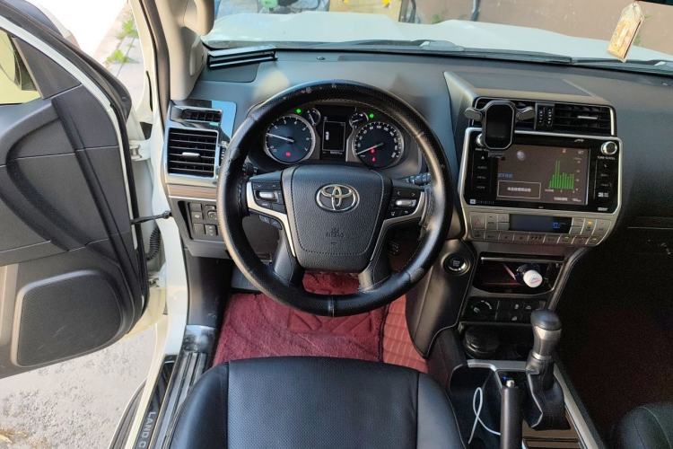 Used Toyota Prado 2018 3.5L Automatic TX-L NAVI with Rear-Mounted Spare Tire Steering Wheel