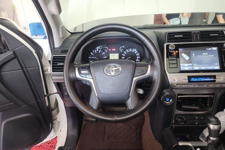 Used Toyota Prado 2018 3.5L Automatic TX Steering Wheel