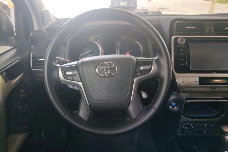 Used Toyota Prado 2018 3.5L Automatic TX-L with Rear-Mounted Spare Tire Steering Wheel