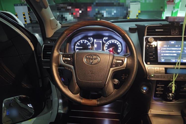 Used Toyota Prado 2018 3.5L Automatic VX NAVI Steering Wheel