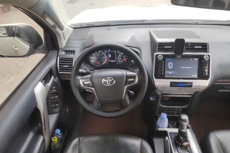 Used Toyota Prado 2018 3.5L Automatic TX-L with Rear-Mounted Spare Tire Steering Wheel