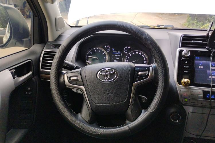 Used Toyota Prado 2018 3.5L Automatic TX-L with Rear-Mounted Spare Tire Steering Wheel