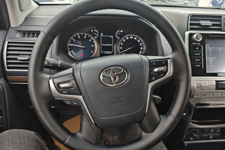 Used Toyota Prado 2018 3.5L Automatic TX-L with Rear-Mounted Spare Tire Steering Wheel