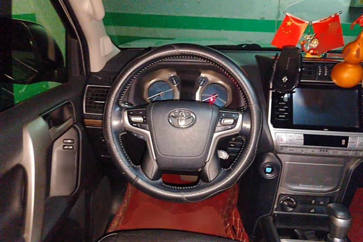 Used Toyota Prado 2018 3.5L Automatic TX-L with Rear-Mounted Spare Tire Steering Wheel
