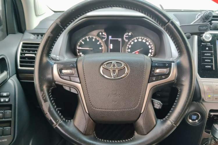 Used Toyota Prado 2018 3.5L Automatic TX-L NAVI with Rear-Mounted Spare Tire Steering Wheel