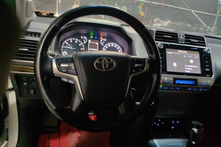 Used Toyota Prado 2018 3.5L Automatic TX-L NAVI with Rear-Mounted Spare Tire Steering Wheel