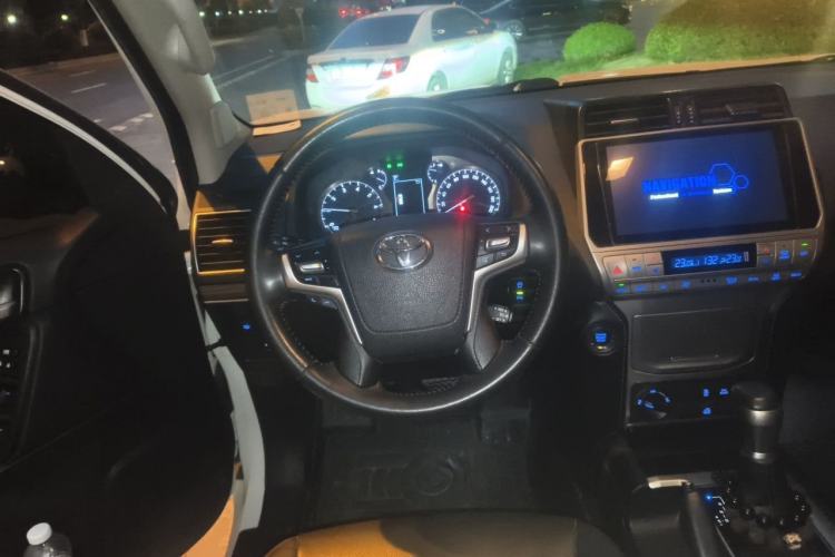 Used Toyota Prado 2018 3.5L Automatic TX-L with Rear-Mounted Spare Tire Steering Wheel