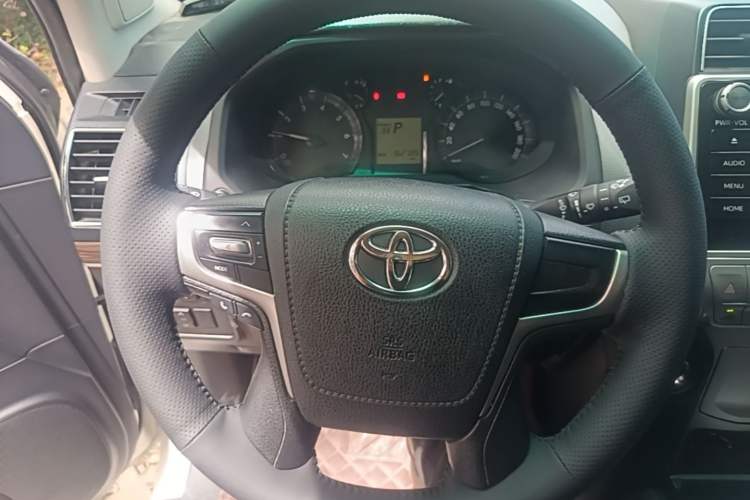 Used Toyota Prado 2018 3.5L Automatic TX Steering Wheel