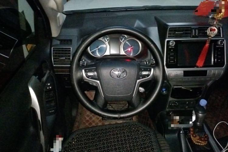 Used Toyota Prado 2018 3.5L Automatic TX-L Steering Wheel