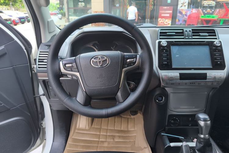 Used Toyota Prado 2018 3.5L Automatic TX-L with Rear-Mounted Spare Tire Steering Wheel