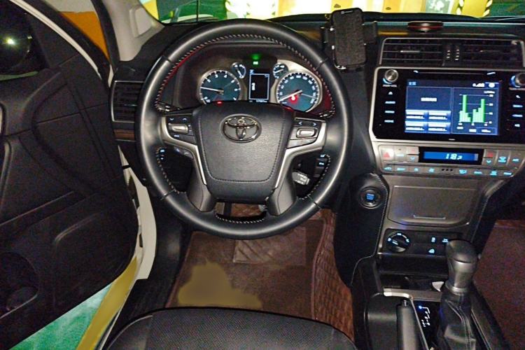 Used Toyota Prado 2018 3.5L Automatic TX-L with Rear-Mounted Spare Tire Steering Wheel
