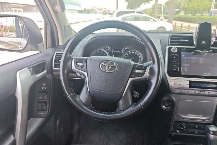 Used Toyota Prado 2018 3.5L Automatic TX-L with Rear-Mounted Spare Tire Steering Wheel