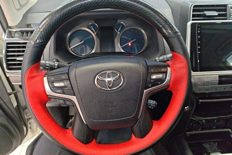 Used Toyota Prado 2018 3.5L Automatic TX-L Steering Wheel