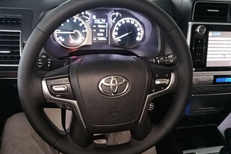 Used Toyota Prado 2018 3.5L Automatic TX-L NAVI Steering Wheel