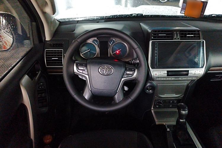Used Toyota Prado 2018 3.5L Automatic TX-L NAVI with Rear-Mounted Spare Tire Steering Wheel