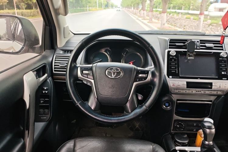 Used Toyota Prado 2018 3.5L Automatic TX-L NAVI Steering Wheel