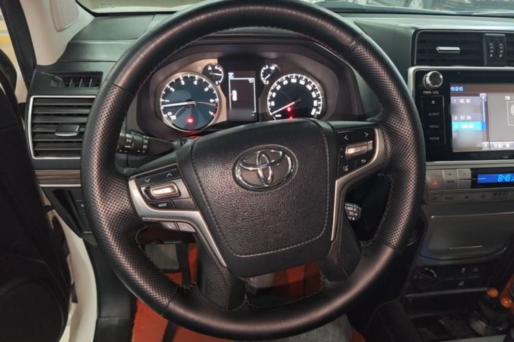 Used Toyota Prado 2018 3.5L Automatic TX-L Steering Wheel