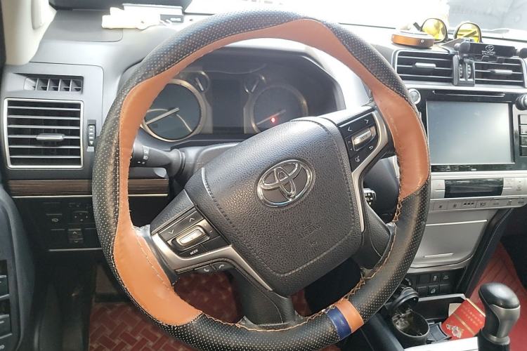 Used Toyota Prado 2018 3.5L Automatic TX-L with Rear-Mounted Spare Tire Steering Wheel