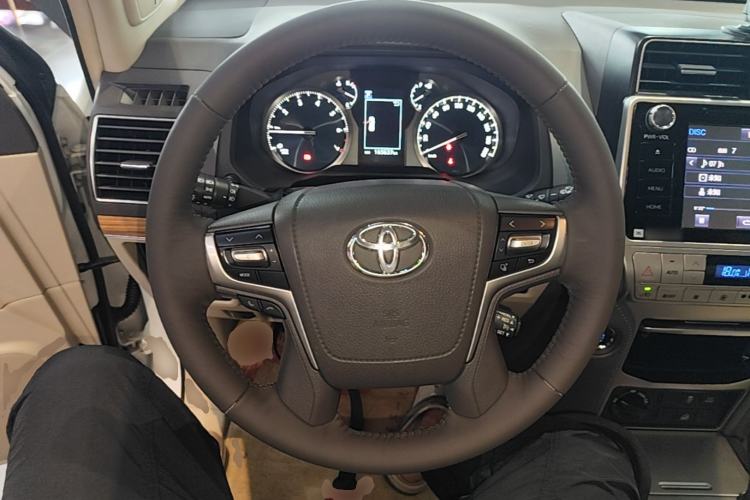 Used Toyota Prado 2018 3.5L Automatic TX-L NAVI Steering Wheel