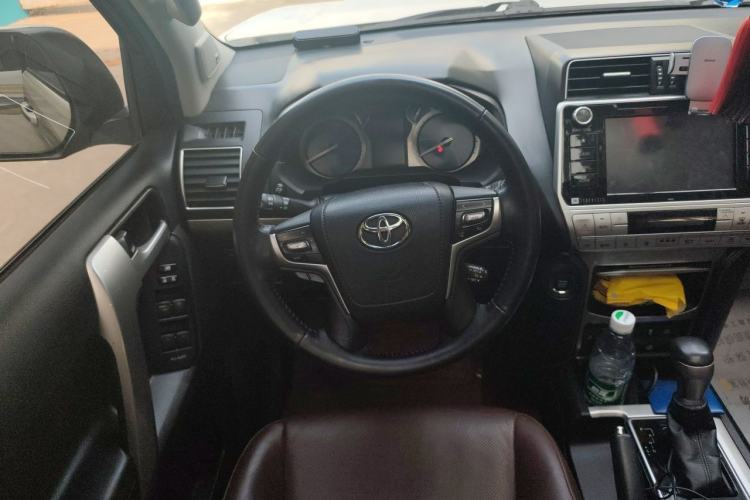 Used Toyota Prado 2018 3.5L Automatic TX-L NAVI with Rear-Mounted Spare Tire Steering Wheel